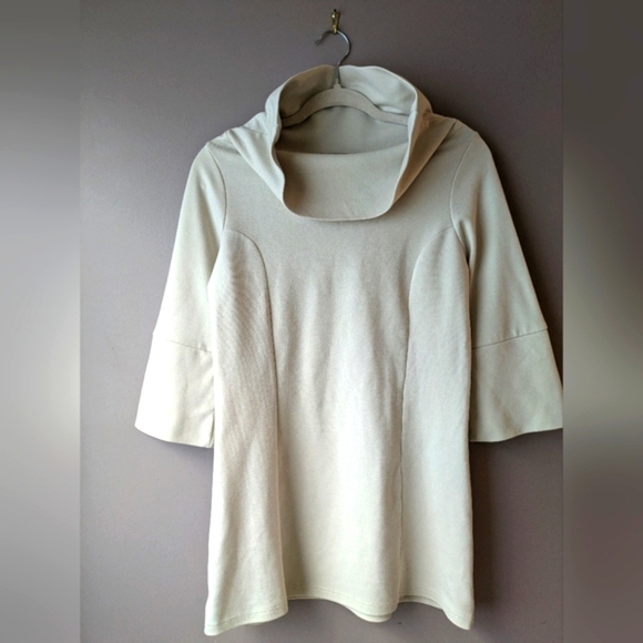 BCBG MaxAzria off white cowl neck top 3/4 sleeve S - Picture 1 of 10